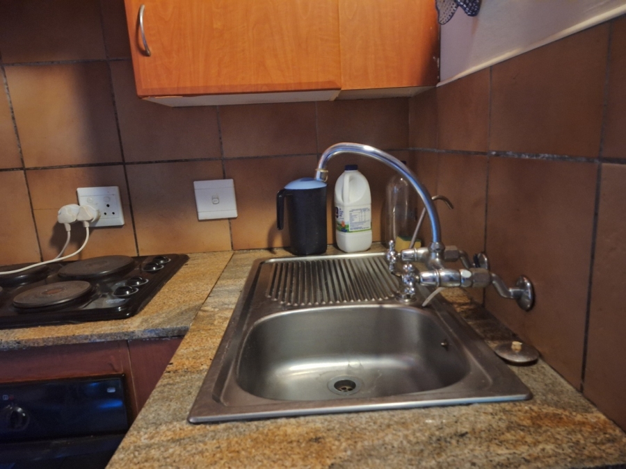 3 Bedroom Property for Sale in Kannoniers Park North West